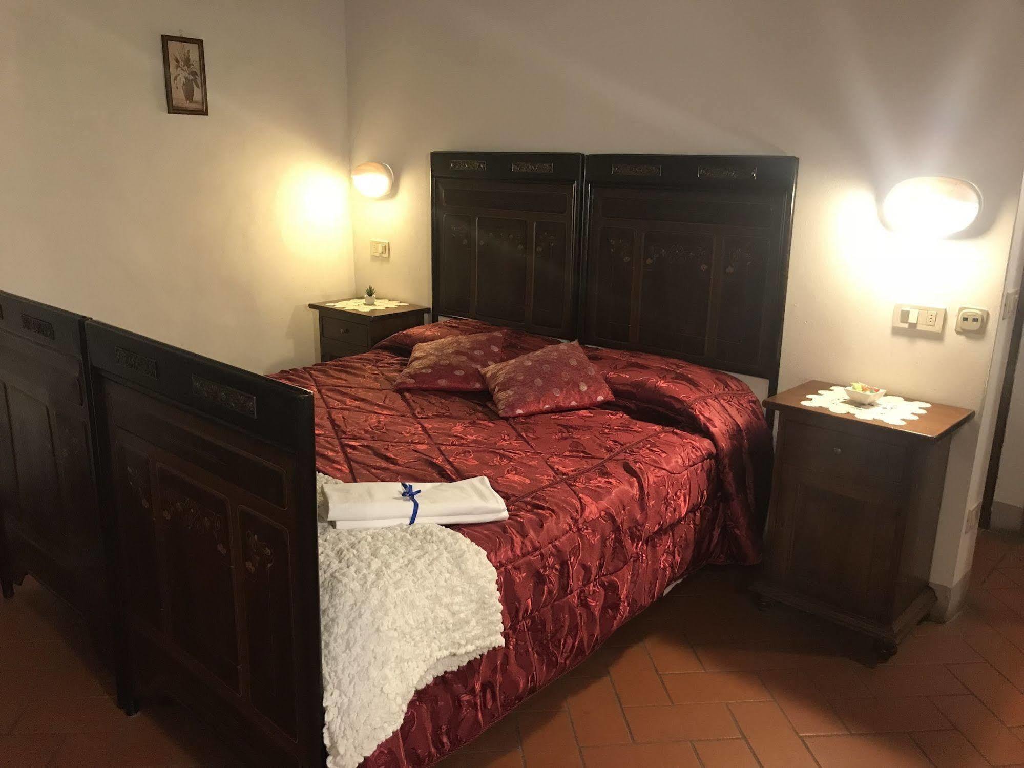Affittacamere Gozzante Pienza Esterno foto